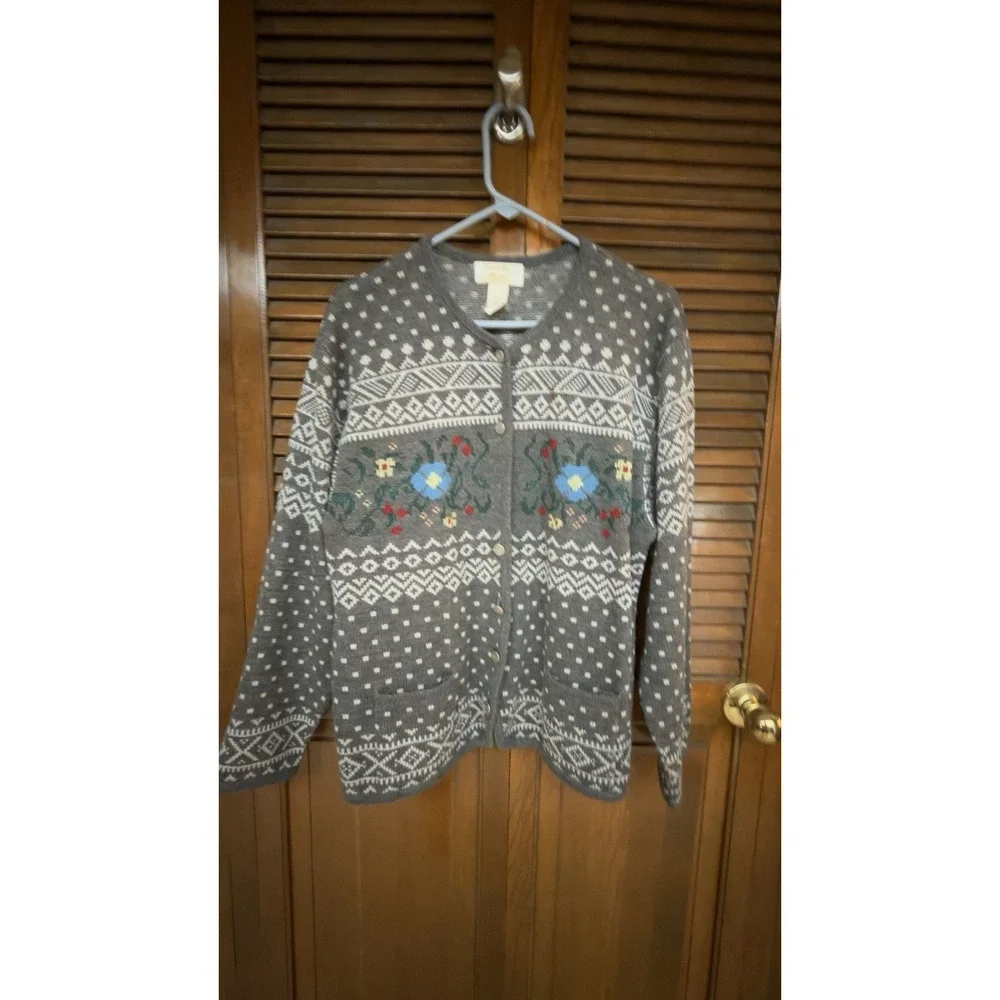 Tally Me Cardigan Sweater L Fair Isle Floral Embroidered Nordic Gray Folk Boho